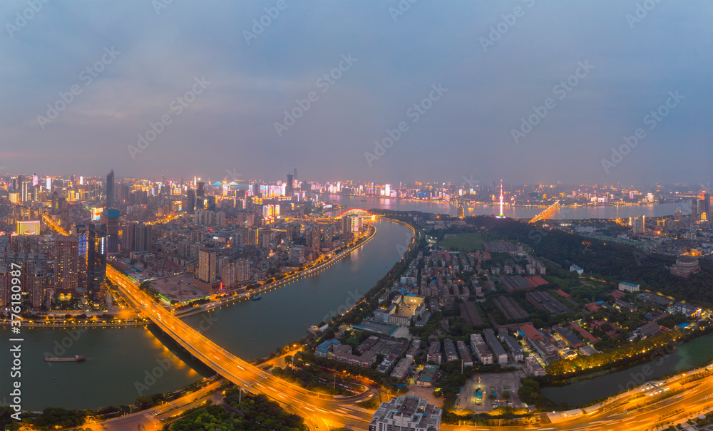 Fototapeta premium Wuhan city sunset and night aerial photography scenery in summer