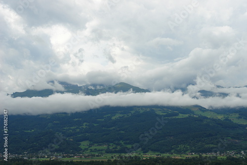 Alpen in Wolken, landschaftidyll © Olga Spaeth