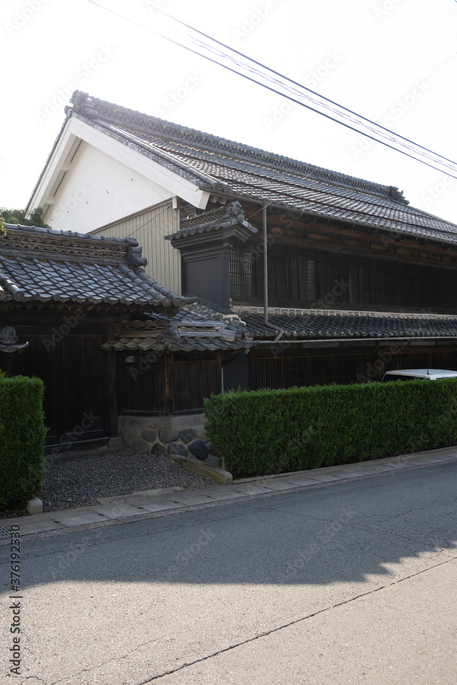 Old house in Sakaki Station on Hokkoku Road in Sakaki Town, Nagano Prefecture Old house in Sakaki Station on Hokkoku Road in Sakaki Town, Nagano Prefecture