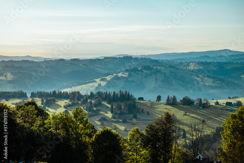 Fototapeta Naklejka Na Ścianę i Meble -  Beautiful landscape of a carpathian mountains panorama.