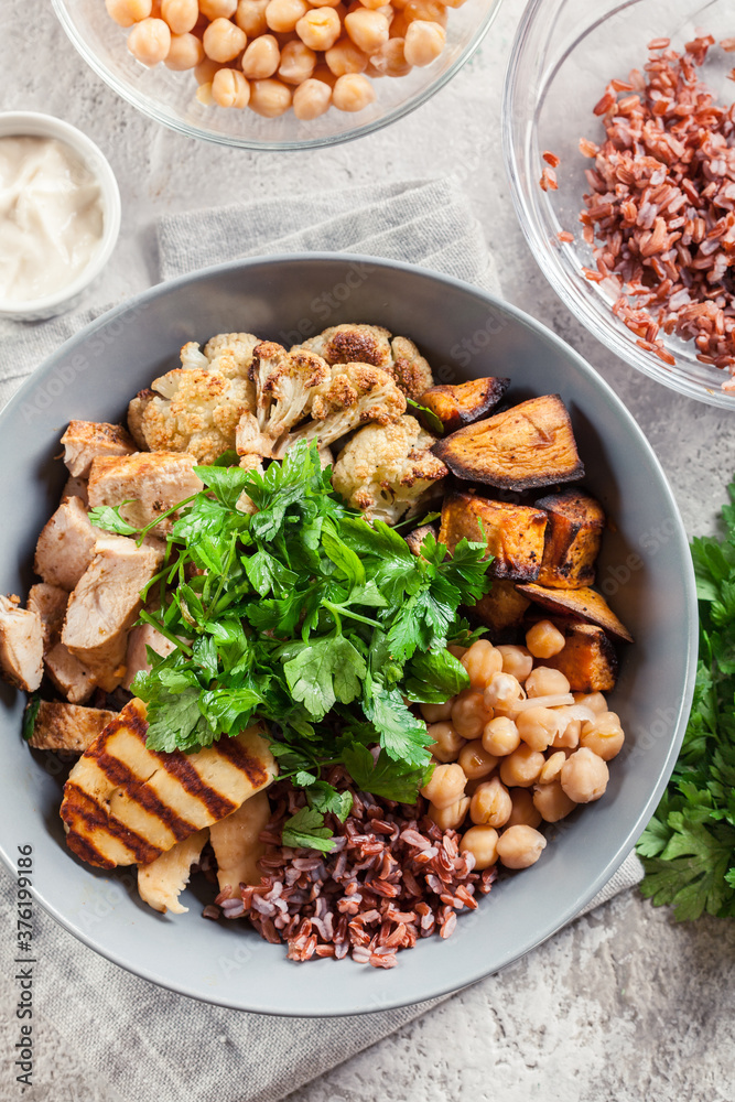 Fototapeta premium Buddha bowl lunch with chicken and other