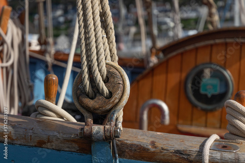 Photos Cordages d'un bateau du port de Fécamp (le Tante Fine), Normandie