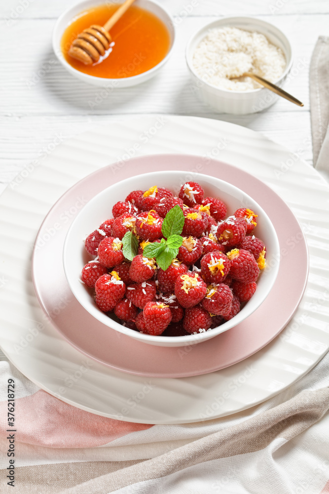 Healthy raspberry rockets with coconut and honey Healthy raspberry rockets with coconut and honey