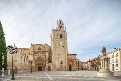 catedral diocesana de Palencia en Castilla España