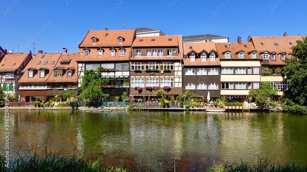 Historische Wohnhäuser am Fluss Regniz in Bamberg