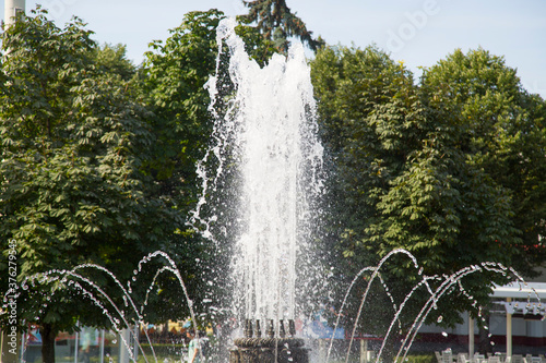Maintenance and repair of fountains. The service of the city.
