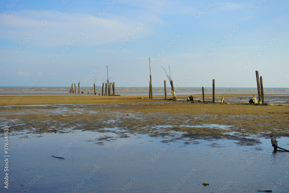 Beautiful sunset view of Tanjung Sepat. Tanjung Sepat is a small and vibrant fishing village in Selangor. Beautiful sunset view of Tanjung Sepat. Tanjung Sepat is a small and vibrant fishing village in Selangor.
