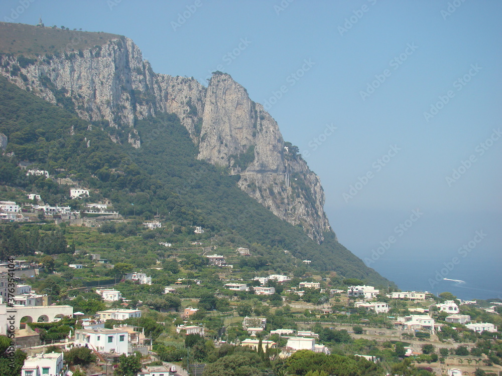 Obraz premium View of the ocean on Capri island, Italy, Mediterranean