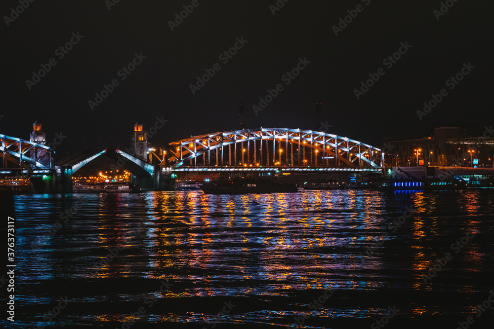 Obraz premium neva, russia, bridge, city, river, night, architecture, evening, landmark, twilight, famous, water, urban, petersburg, view, saint, cathedral, cityscape, travel, reflection, drawbridge, landscape, whi