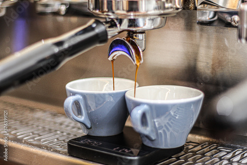 Coffee Espresso short, Machine, Barista pouring at cafe