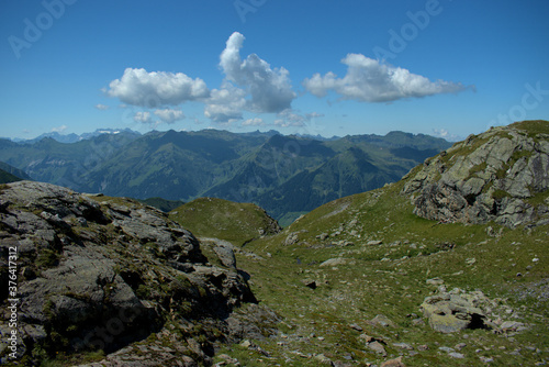 Bergpanorama während der 5 Seen Wanderung auf dem Pizol in der Schweiz 7.8.2020 photo