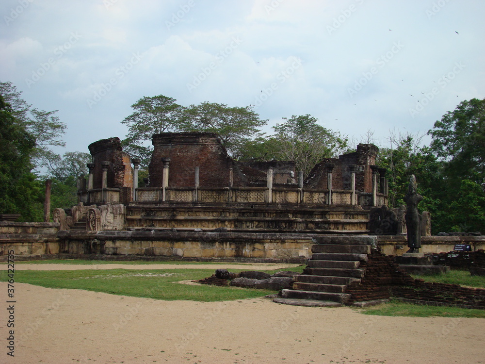 Sri Lanka anuradhapura ancient civilization stone artwork and structures Sri Lanka anuradhapura ancient civilization stone artwork and structures