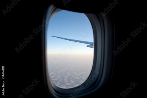 飛行機の窓景