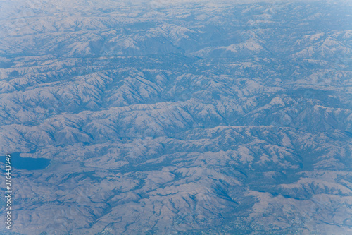 飛行機から撮影した山肌