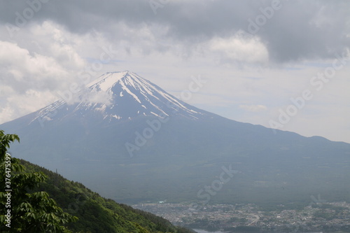 峠から見る富士山