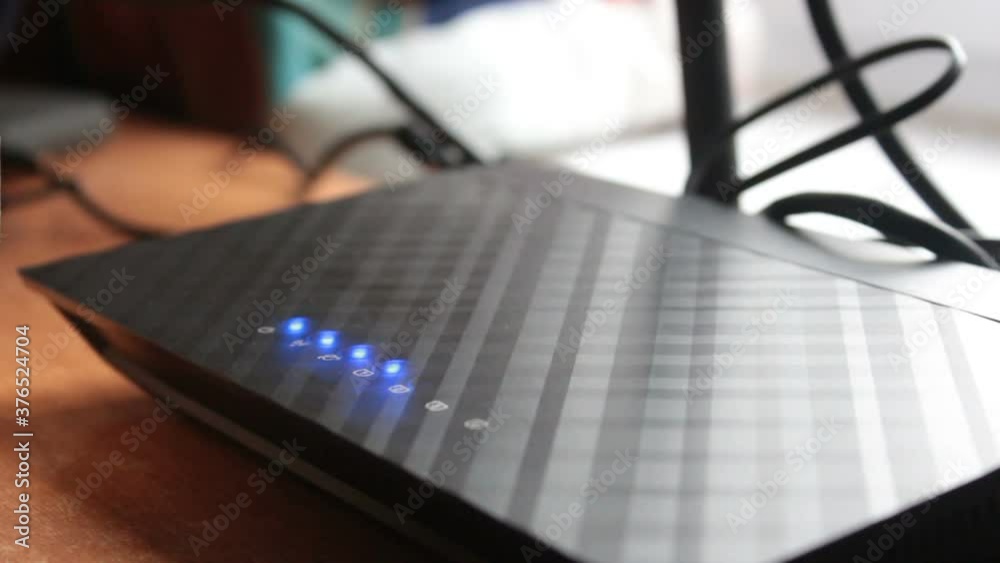 Blinking of the signal indicator on the WiFi router. Blinking wireless