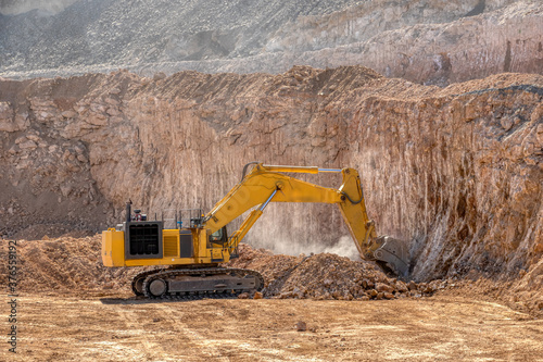 machines diamond mine photo