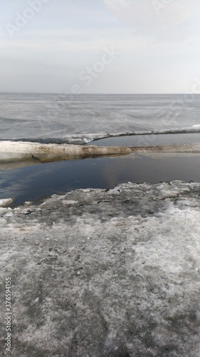 ice shore