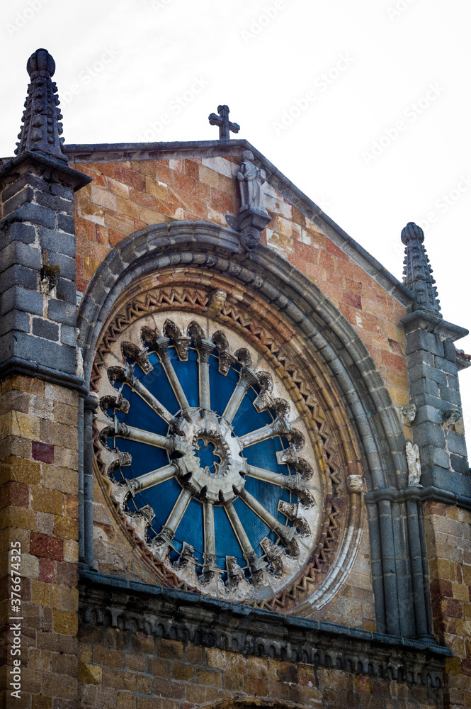 Obraz premium The church of San Pedro is a Romanesque temple located in the Spanish city of Ávila.