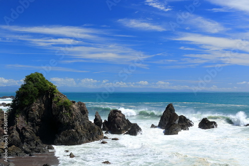 五色の浜 打ち寄せる波 夏イメージ （高知県）