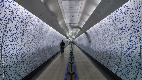 Fotografie London Bridge Hounslow Jubilee Piccadilly Line underground tube station Tunnel 1