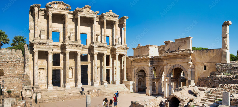 Visiting  Efes ruins ! 