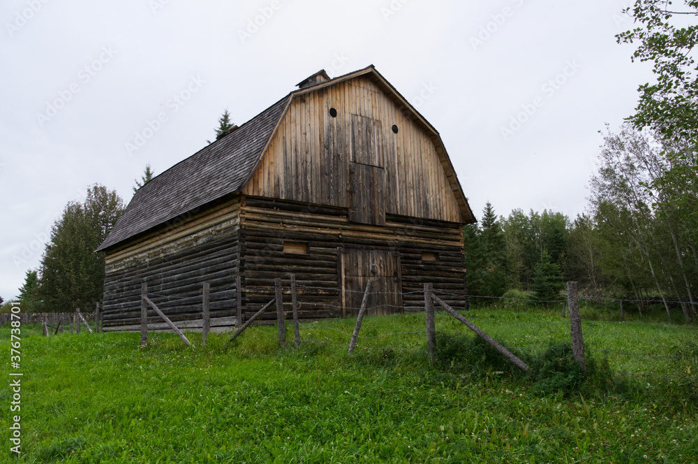 Fototapeta premium Old Wooden Barn