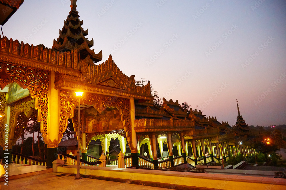 Kyauk Daw Kyi Pagoda at sunset, Yangon, Myanmar Kyauk Daw Kyi Pagoda at sunset, Yangon, Myanmar