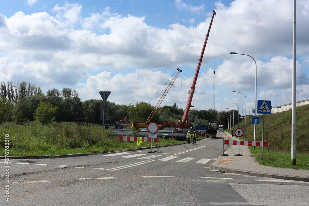 failure of wastewater treatment plants , beginning of the structure of substitute pipelines on the pontoon bridge on the Vistula