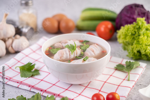 Squid soup stuffed with pork