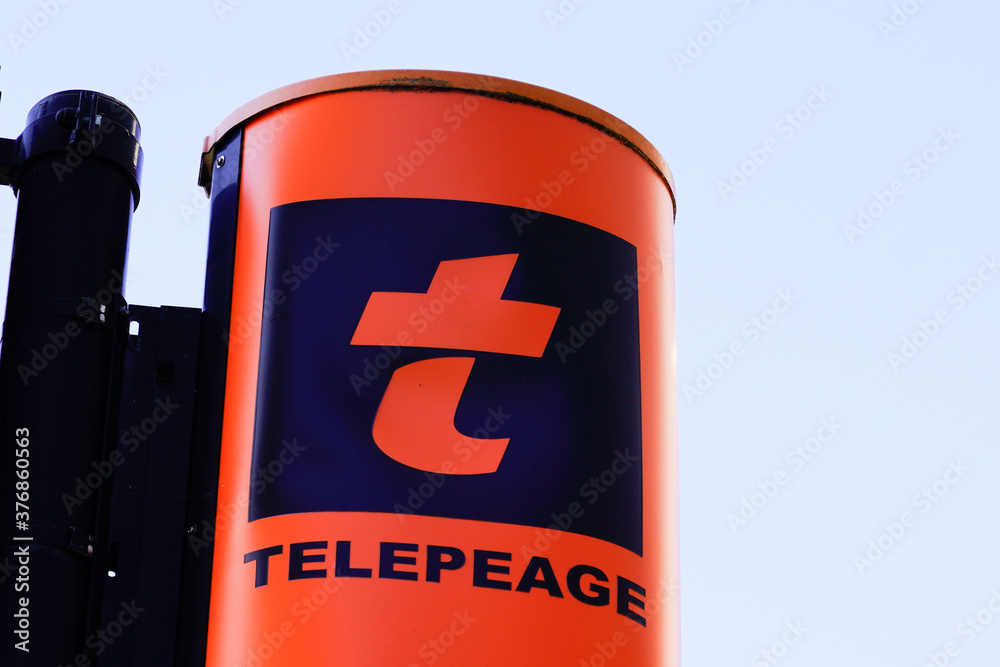 Telepeage Logo T and Text Sign of Vinci Brand for Highway Checkpoint of  Toll Road and Editorial Stock Photo - Image of vinci, highway: 196678533