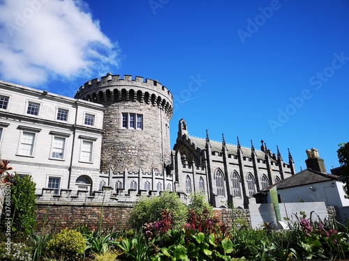 DUBLIN - IRLANDA / 2019-05-04 / Castelo de Dublin e entorno, com parque e praças e natureza