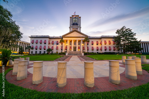 Establishing photo of Florida State Capitol Building Downtown Tallahassee photo