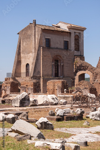 Photos Old Casina Farnese, in Renaissance style, still stands in the Palatine Hill area, near the Roman Forum area