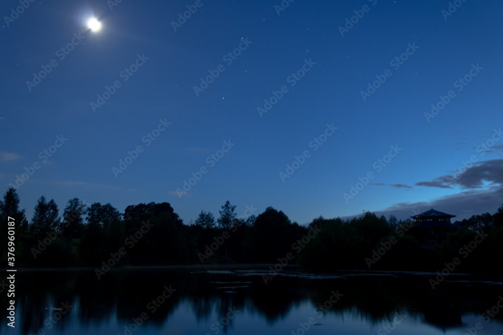 Fototapeta premium lake at night