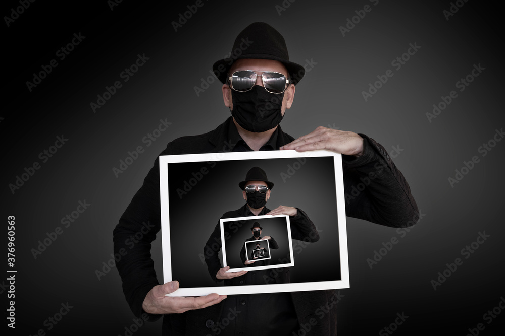 Bild im Bild Stock Photo | Adobe Stock