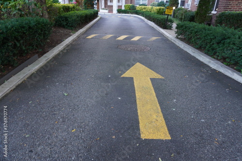 Wallpaper Mural sign on the road with arrow direction away from you Torontodigital.ca