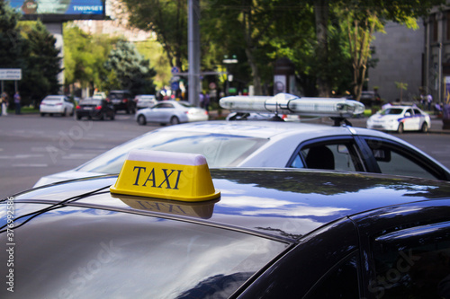 car taxi sign
