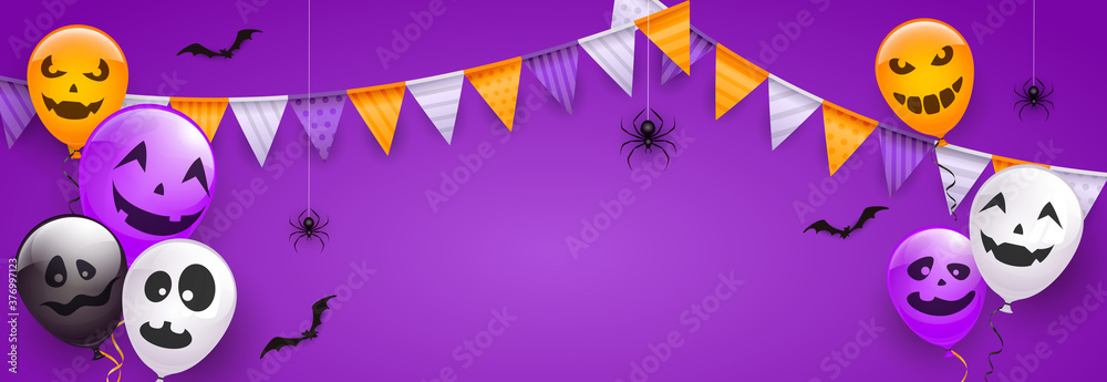 Fototapeta premium Scary Balloons and Spiders on Purple Halloween Background