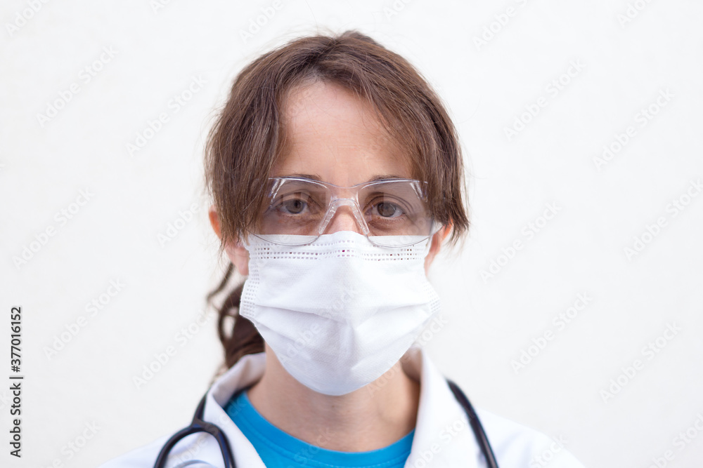 doctor with mask doctor with mask