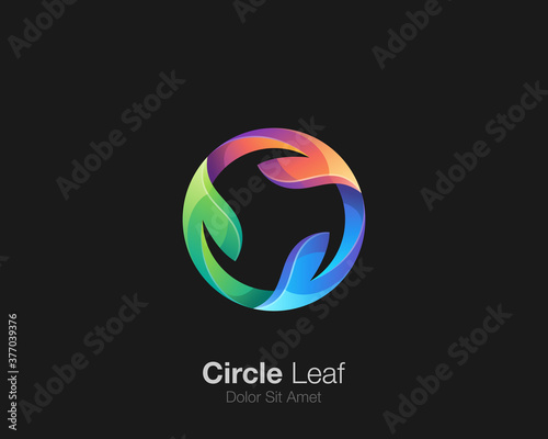 Circle leaf logo