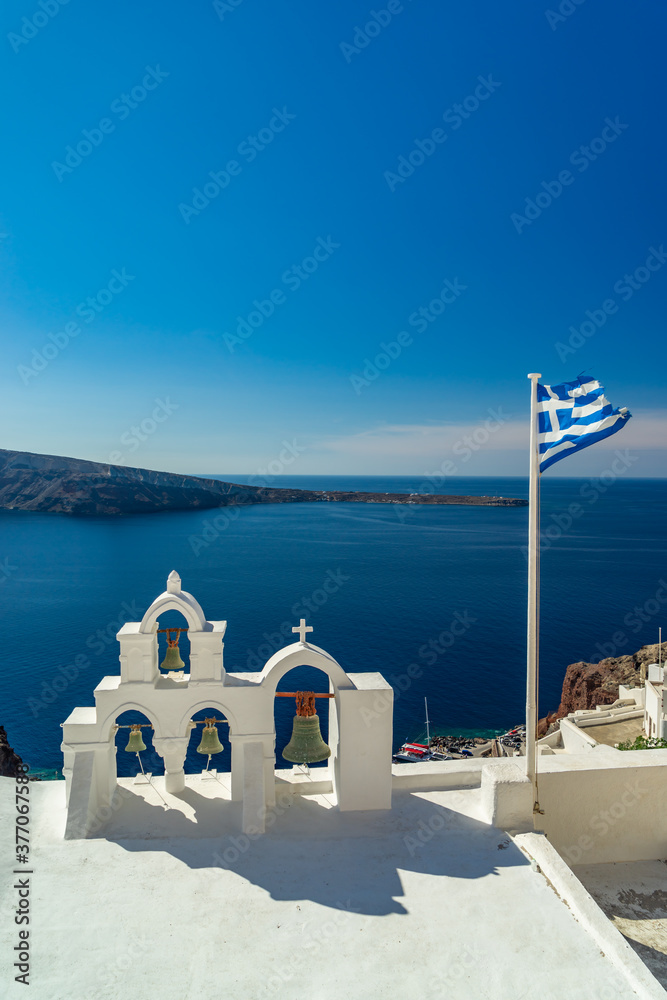 Fototapeta premium Church in Oia on Santorini island