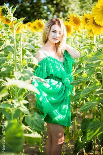 girl with a sunflowers