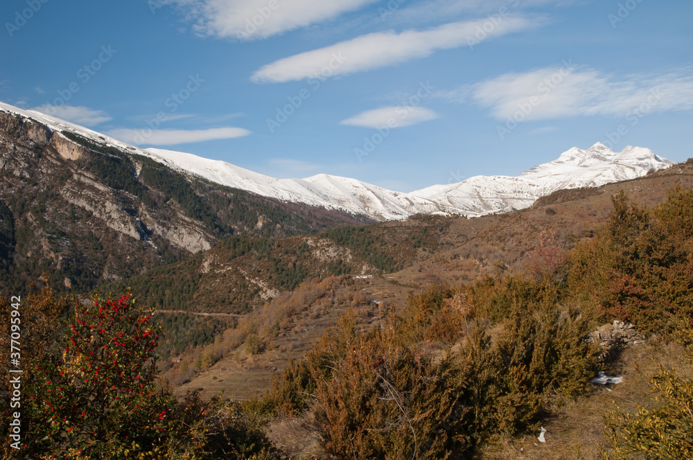 Peaks of the Ordesa and Monte Perdido National Park. From left to right: Monte Perdido, Soum de Ramond and Punta de las Olas. Huesca. Aragon. Spain.