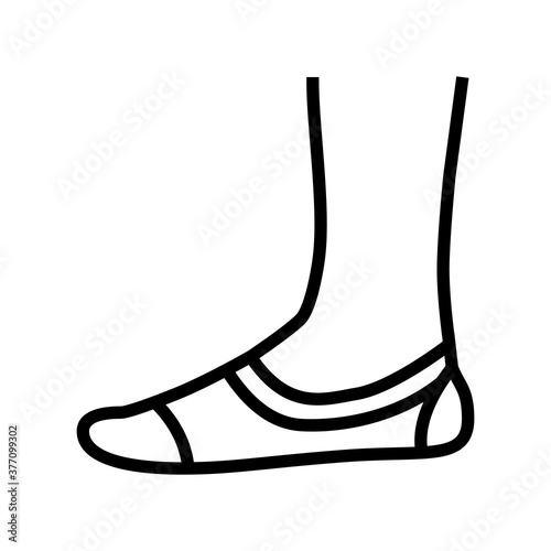 invisible sock line icon vector. invisible sock sign. isolated contour symbol black illustration
