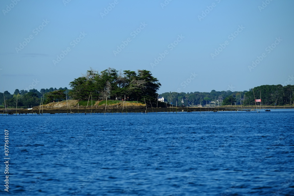 The landscape of the gulf of Morbihan.