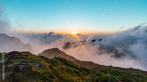 Coucher de soleil à la soufrière 