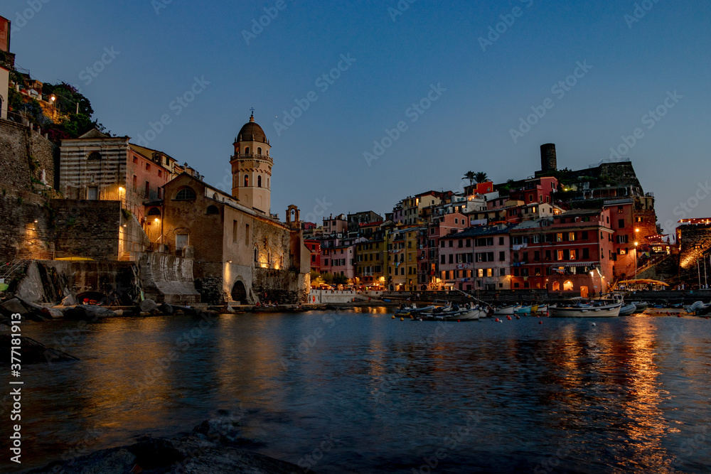 Fototapeta premium the charming port of Manarola during the sunset