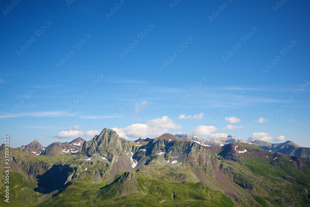 Obraz premium Peaks in the Pyrenees