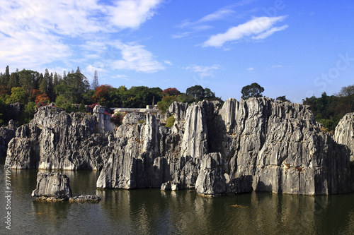 Yunnan Kunming Stone Forest Scenic Stone Forest Pond